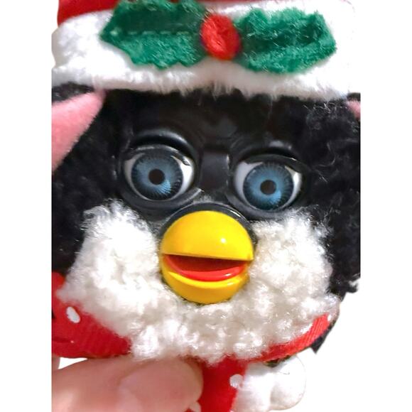 Vintage 1999 Furby Blue Eyes Christmas Ornament Black Santa Hat Xmas 4.5” - Picture 3 of 12